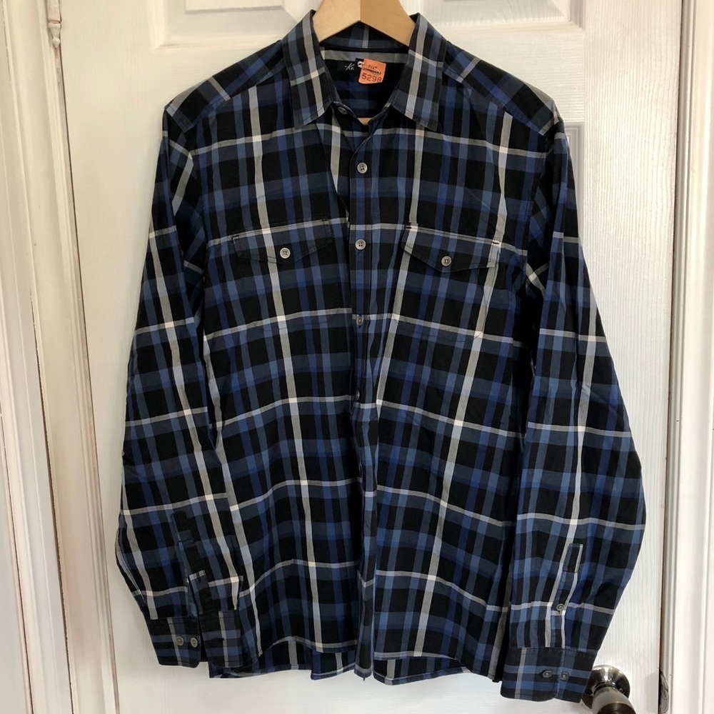 ✨3/$30✨ Kenneth Cole Black Blue & Grey Plaid Button-Up Shirt | L​​